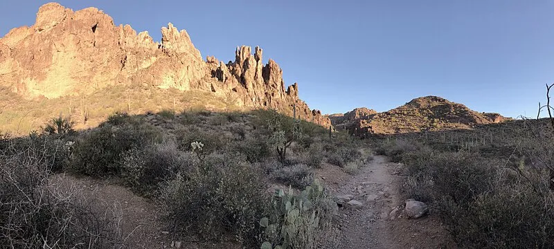 Peralta Th Trailhead, Pinal