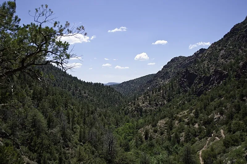 Tonto Natural Bridge Spring, Gila