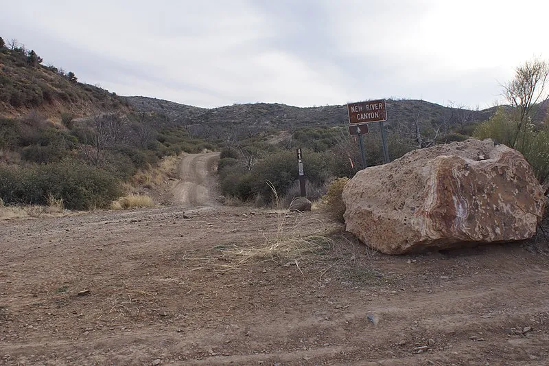 Seven Springs, Maricopa